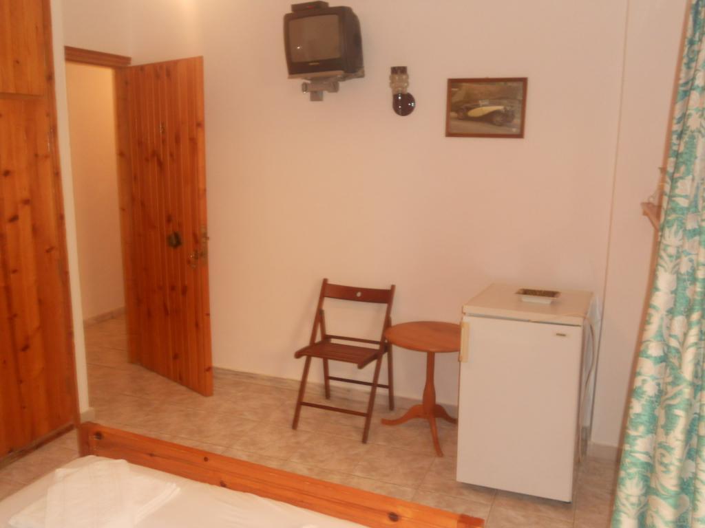 Assimakis Hotel Finikounta Cameră foto